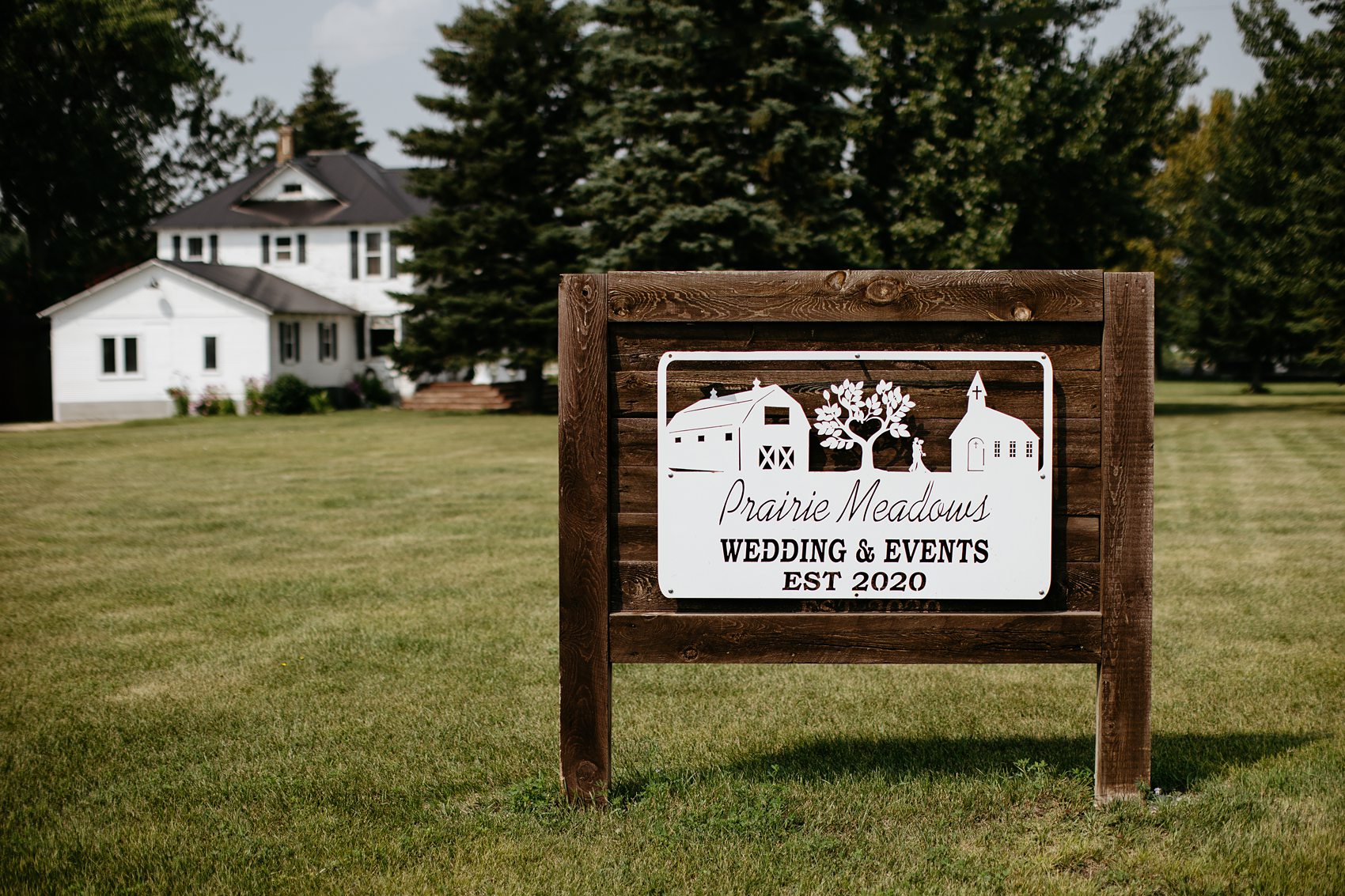 Prairie Meadows Wedding Venue