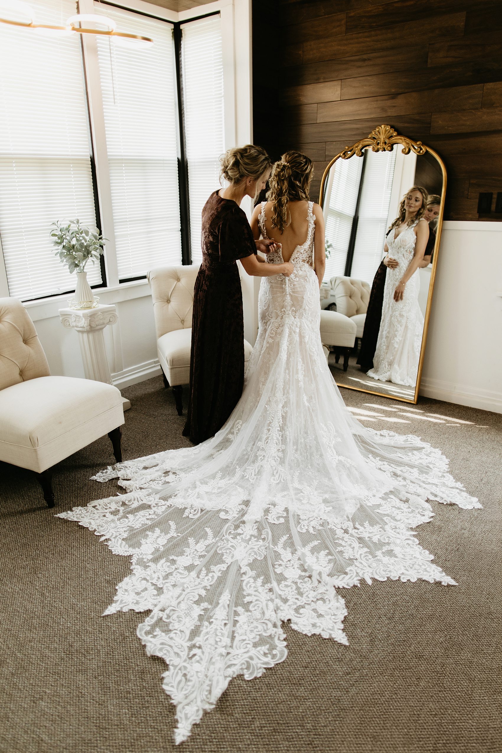 The bride and bridesmaids got ready in the Prairie Meadows Venue bridal suite